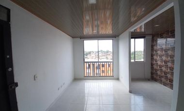 apartamento en arriendo en arboleda campestre yarumo piso 7 sin ascensor. Cod A13195