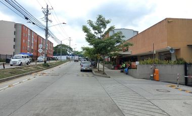 apartamento en arriendo en arboleda campestre yarumo piso 7 sin ascensor. Cod A13195