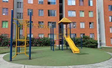 apartamento en arriendo en arboleda campestre yarumo piso 7 sin ascensor. Cod A13195