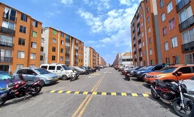 apartamento en arriendo en arboleda campestre yarumo piso 7 sin ascensor. Cod A13195
