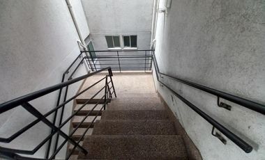 apartamento en arriendo en arboleda campestre yarumo piso 7 sin ascensor. Cod A13195