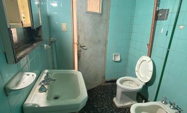 LATORRE PROP. VENDE CHALET 3 AMB CON PARQUE Y GARAGE - HERMOSO ENTORNO