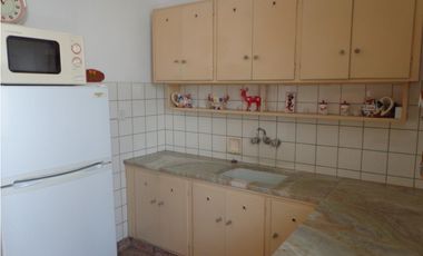 Excepcional depto de 3 amb con dep. en edicio de gran calidad.