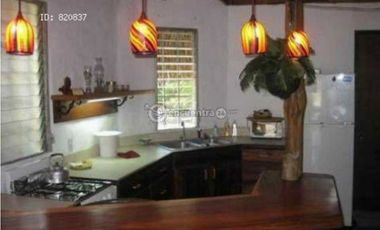 VENTA CASA EN ZONA DE PLAYA, 2REC, 2B, SECTOR PUNTA CHAME