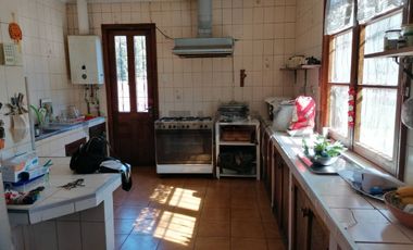 Se arrienda casa en Buin.