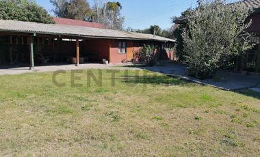 Se arrienda casa en Buin.