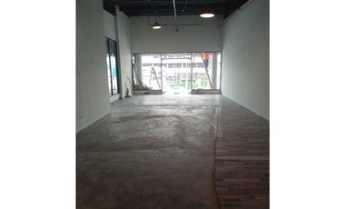 LOCAL DE 125 MTS2 EN PREMIER  PLAZA , BRISAS DEL GOLF