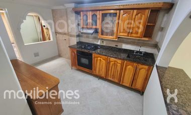 apartamento en arriendo en los colores. Cod A68888