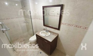 apartamento en arriendo en los colores. Cod A68888