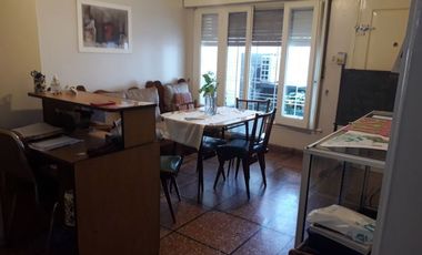 Casa con Departamento en venta en Florencio Varela Oeste