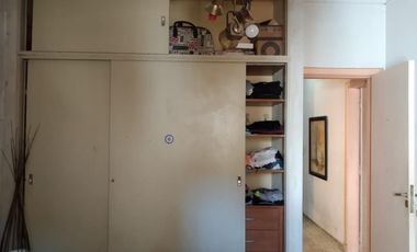 Casa 3 ambientes + departamento 2 ambientes