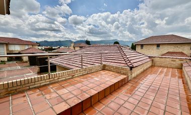 casa en venta en el zahir. Cod V5736