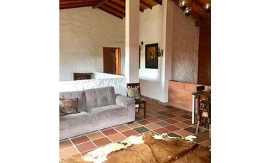 VENTA Y/O RENTA DE CASA CAMPESTRE  EN EL RETIRO SECTOR HORIZONTES