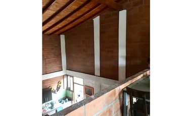 VENTA Y/O RENTA DE CASA CAMPESTRE  EN EL RETIRO SECTOR HORIZONTES