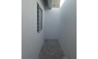 VENTA DE CASA EN EL BARRIO EL ALIVIO