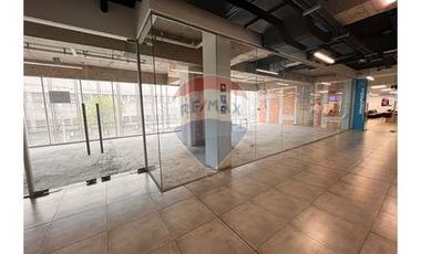 Local comercial 155 m2 - Planta Libre