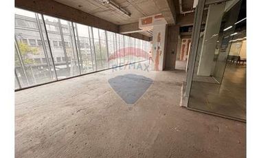 Local comercial 155 m2 - Planta Libre