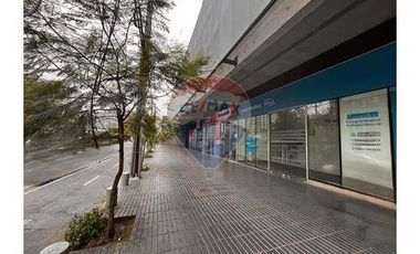Local comercial 155 m2 - Planta Libre