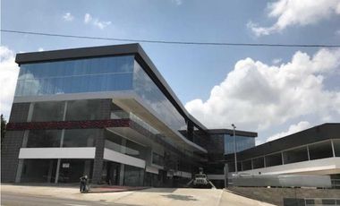 ALQUILO LOCAL EN LA CHORRERA PLAZA VITORIA 105MTS