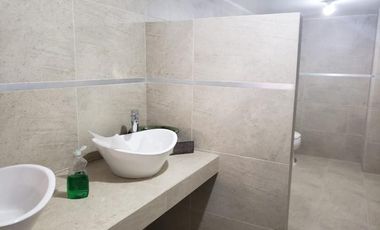 TOLUCA EN VENTA O RENTA CÉNTRICO EDIFICIO-BODEGA