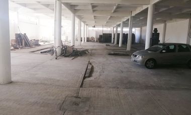 TOLUCA EN VENTA O RENTA CÉNTRICO EDIFICIO-BODEGA