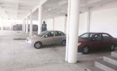 TOLUCA EN VENTA O RENTA CÉNTRICO EDIFICIO-BODEGA