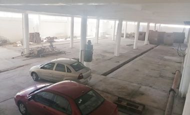 TOLUCA EN VENTA O RENTA CÉNTRICO EDIFICIO-BODEGA