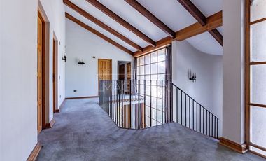 Casa en venta de 7 dorm. en Colina