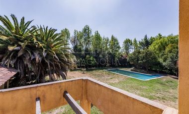 Casa en venta de 7 dorm. en Colina