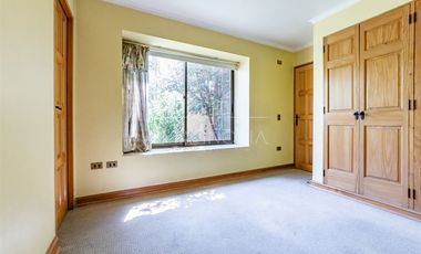 Casa en venta de 7 dorm. en Colina
