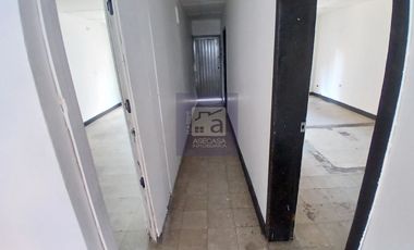 COD. 6298 - SE ARRIENDA CASA - BARRIO: EL POBLADO