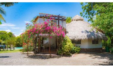 Se vende casa de playa amoblada en Punta Chame en $320,000 AM