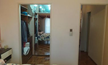 VENTA DE TRIPLEX 4 AMBIENTES