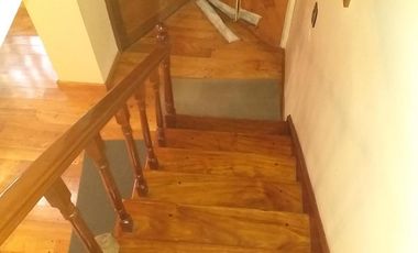 VENTA DE TRIPLEX 4 AMBIENTES