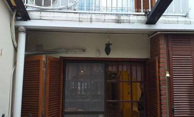 VENTA DE TRIPLEX 4 AMBIENTES