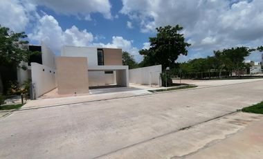 Venta de Casa en Jardines de Conkal