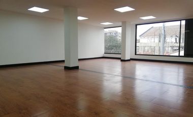 edificio en arriendo en santa barbara. Cod A50939