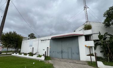 GALPON CON VIVIENDA SOBRE 7 LOTES SOBRE RUTA 2