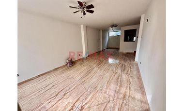 Alquiler De Casa En Condominio