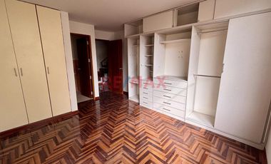 Alquiler De Casa En Condominio