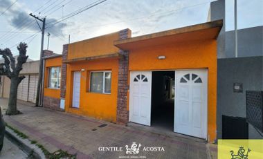 Casa en venta de 2 dormitorios c/ cochera en Tandil