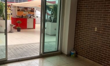 VENTA LOCAL EN EL MIRADOR, PLANTA BAJA, DENTRO DE PLAZA