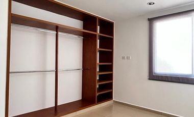 Casa en renta en privada cumbres Novonorte