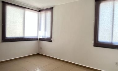 Casa en renta en privada cumbres Novonorte