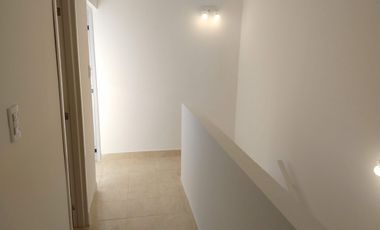 Duplex tres ambientes a Estrenar. San Jose