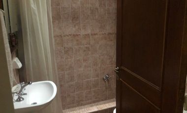 Casa Fondo en venta en Ezpeleta Este