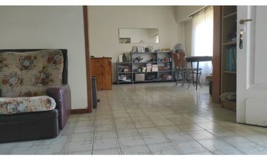 venta casa merlo centro frente banco provincia