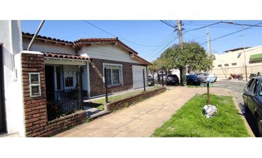 venta casa merlo centro frente banco provincia