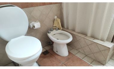 venta casa merlo centro frente banco provincia