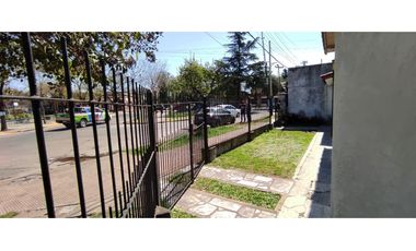venta casa merlo centro frente banco provincia